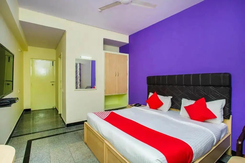 Бангалор: OYO 25036 Suraksha Residency