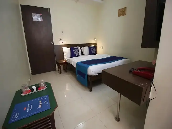 Гандхинагар: OYO 2156 Hotel Isher International