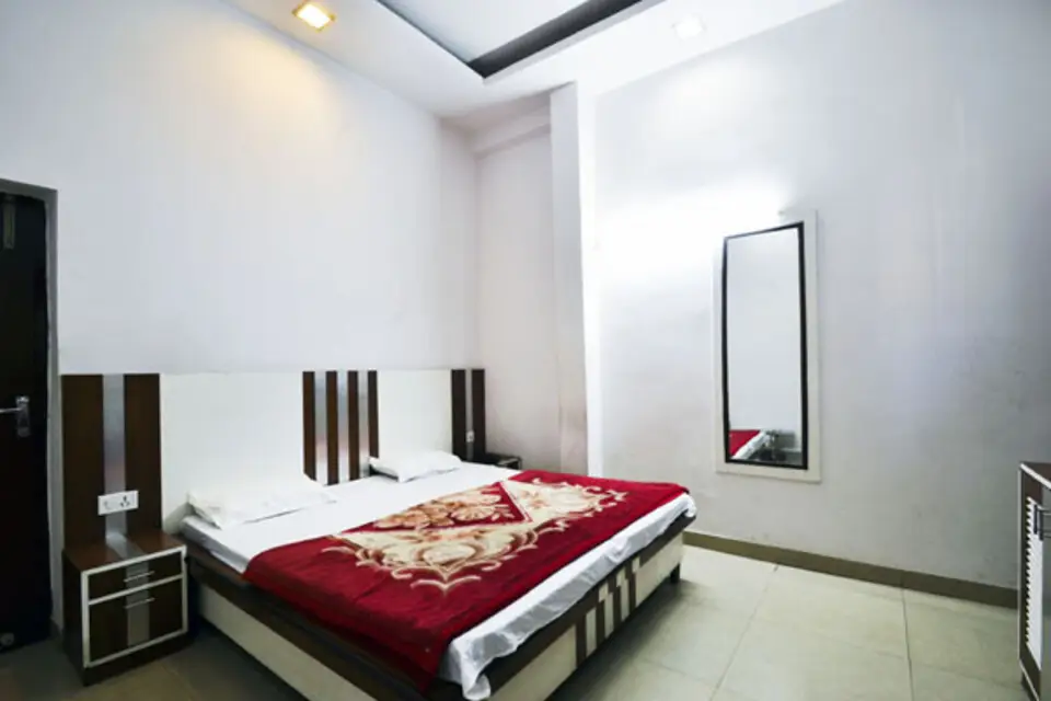 Hotel Prema Palace — фото 1