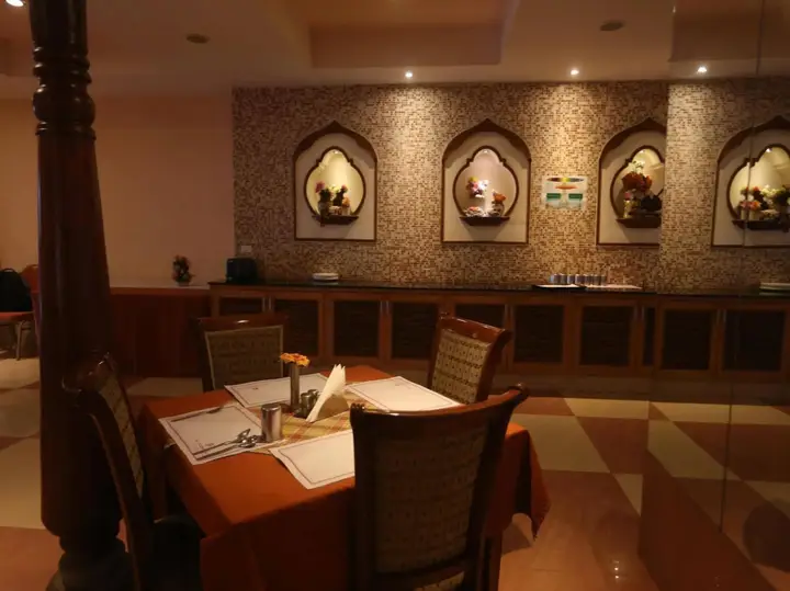 Тирруччираппалли: OYO Premium Trichy Railway Station
