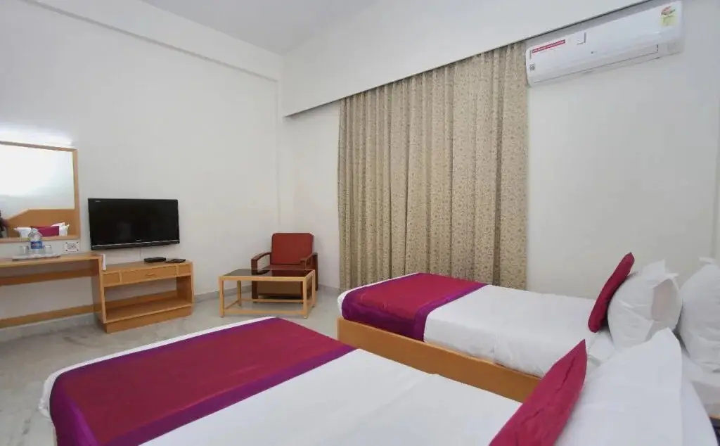 Бангалор: Hotel Sai Rennaissance by OYO Rooms