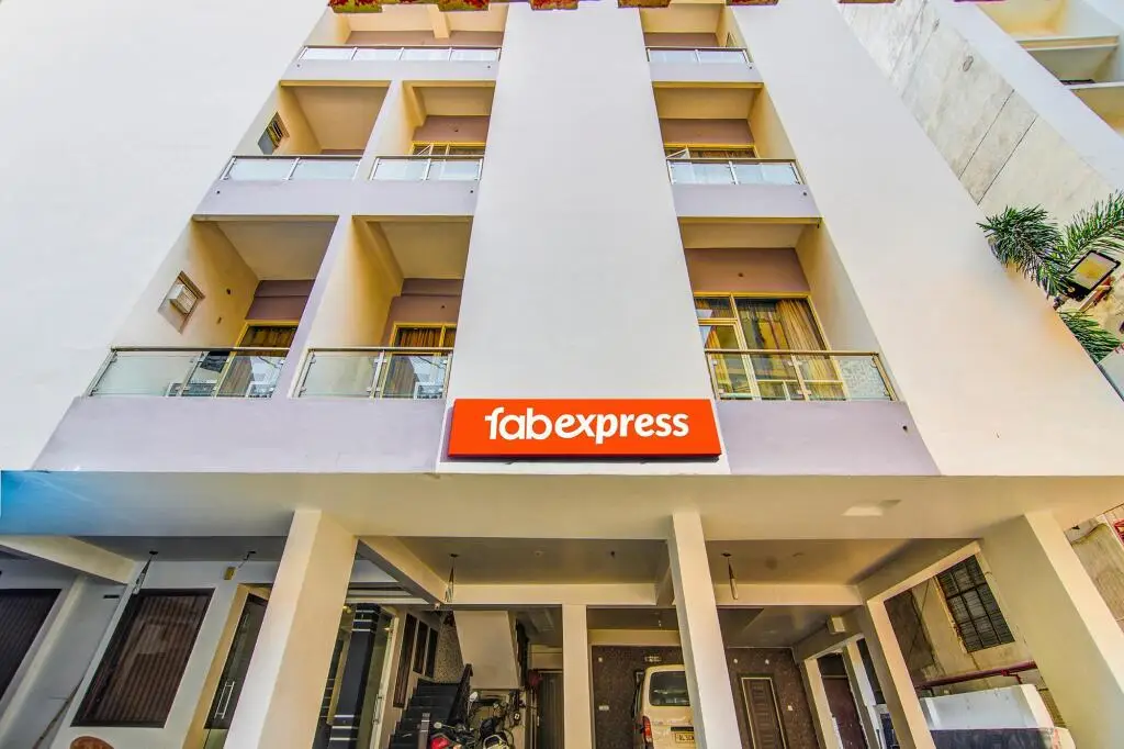 FabExpress Global Inn — фото 1