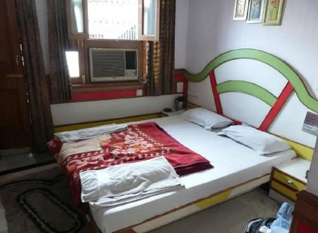 Нью-Дели: Ajay Guest House