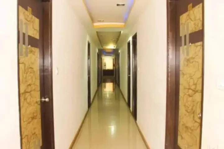 Бангалор: I Cloud Sri Sai Inn