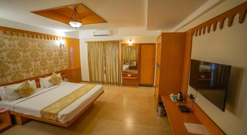 Соманур: Poppys Vista Hotel
