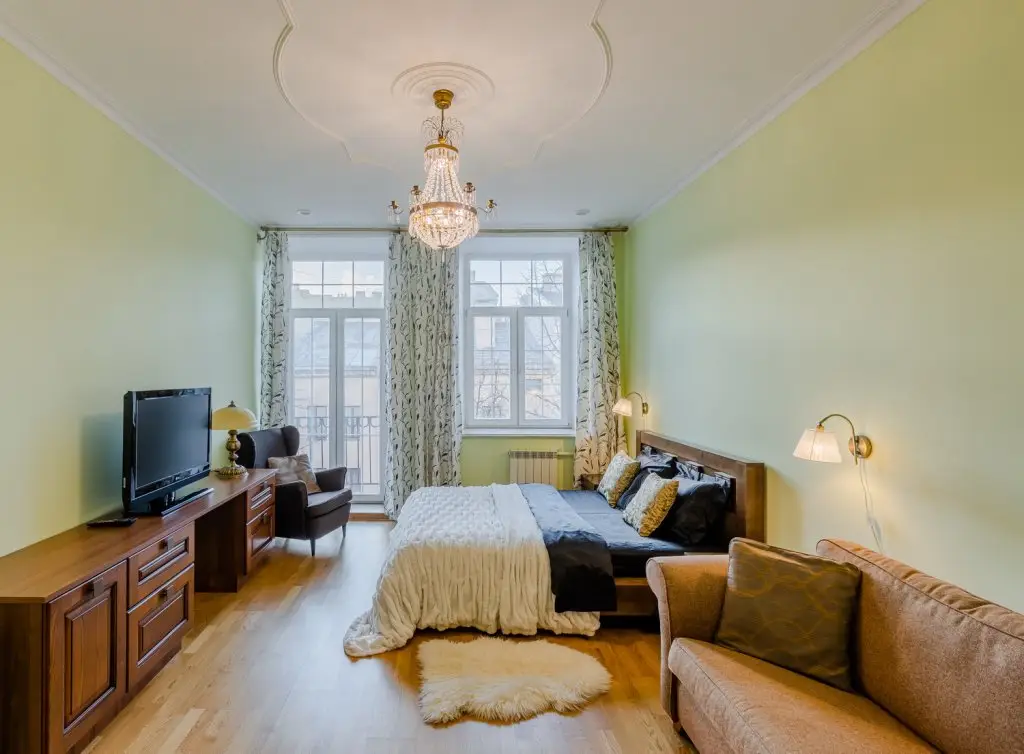 Санкт-Петербург: Апартаменты 3 bedrooms & balcony 8 persons