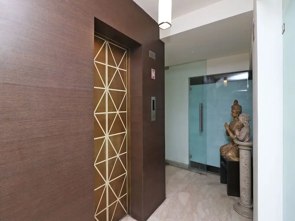 Колката: OYO 1187 Hotel Swiss Suites