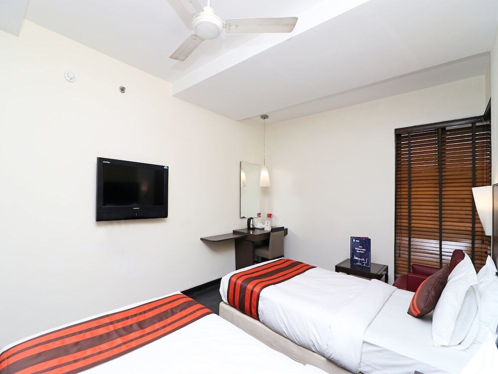 Колката: OYO 1187 Hotel Swiss Suites