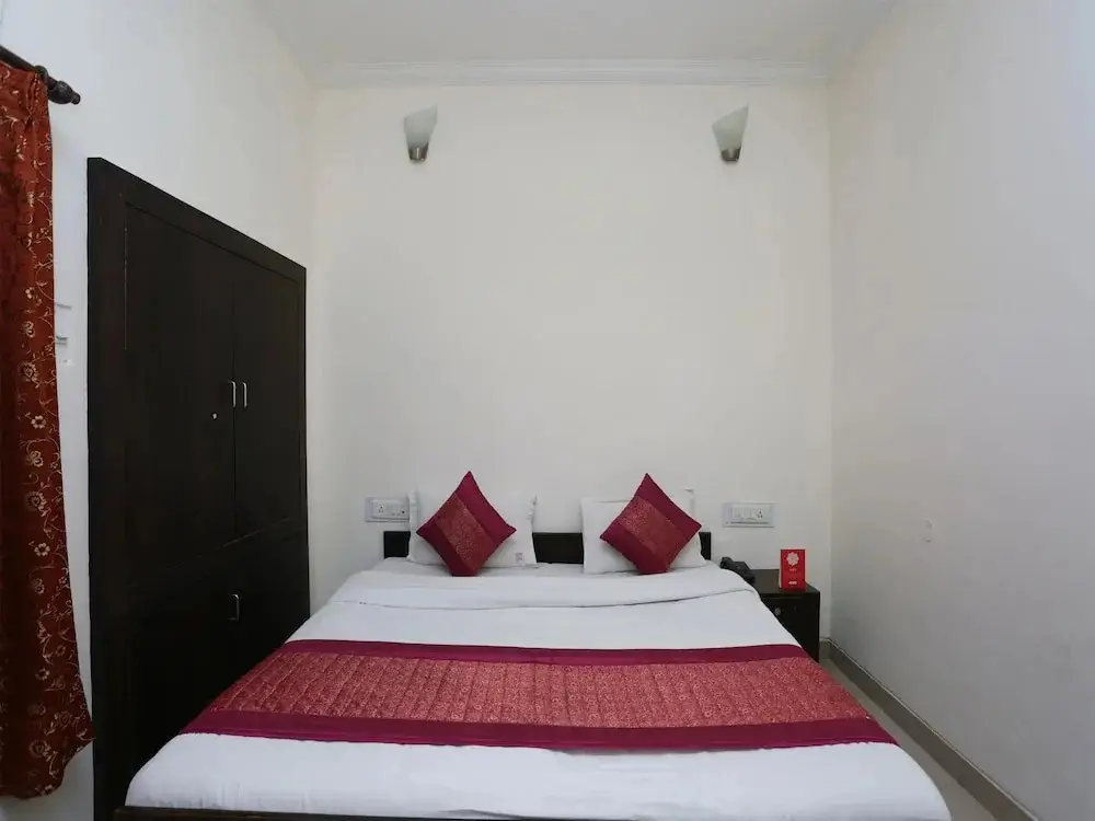 Нью-Дели: Hotel Citylite
