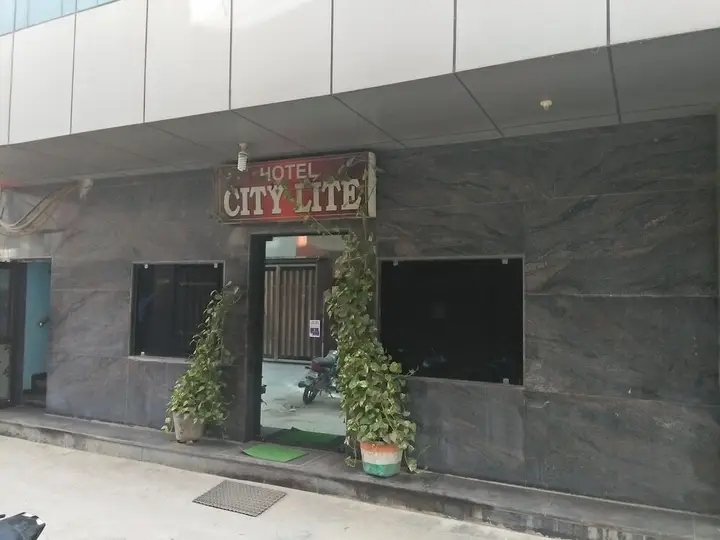Нью-Дели: Hotel Citylite