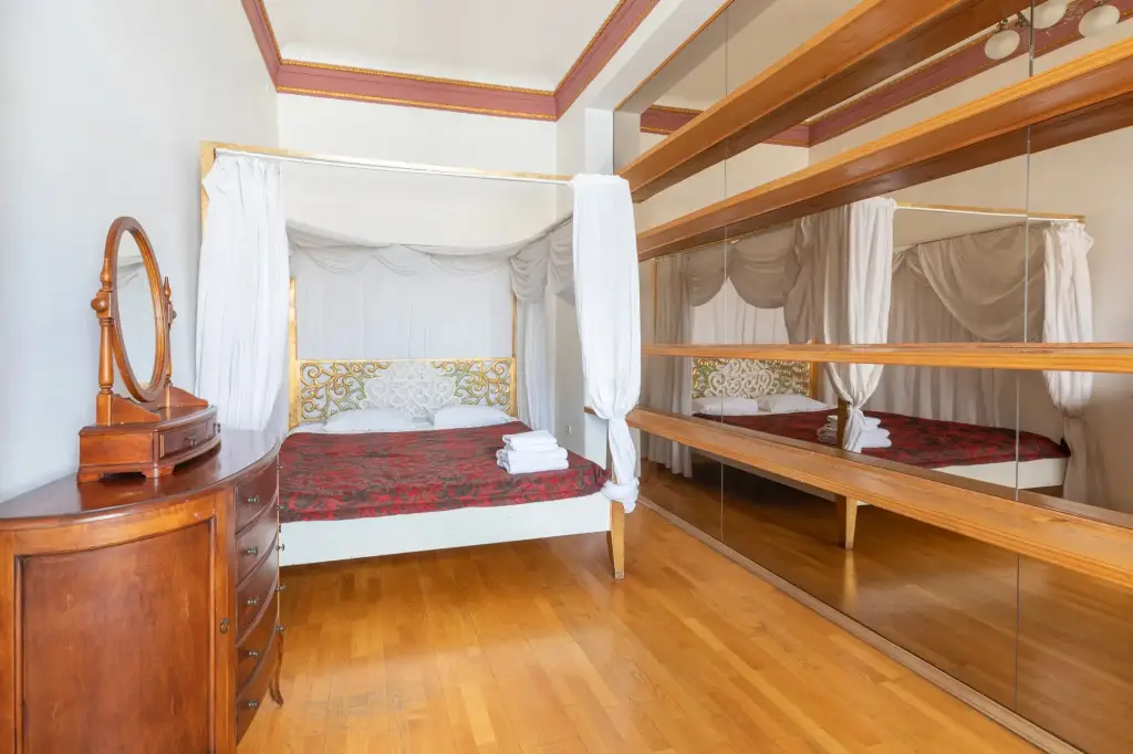 Санкт-Петербург: Апартаменты a.m. Rooms Galernaya street River View