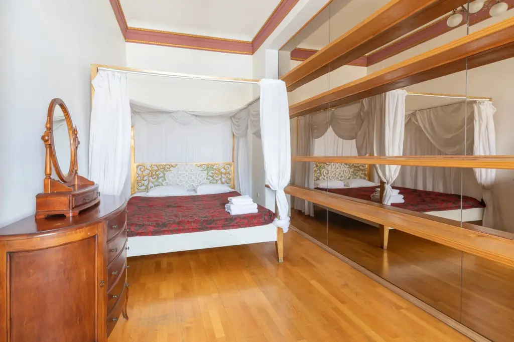 Санкт-Петербург: Апартаменты a.m. Rooms Galernaya street River View