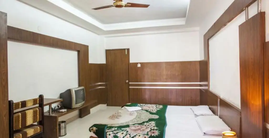 Индаур: Hotel Samrat