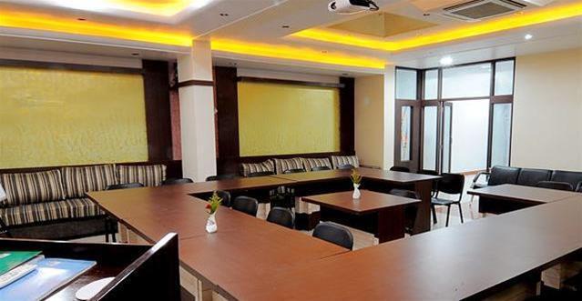 Джодхпур: Hotel Sachdeva Excellency