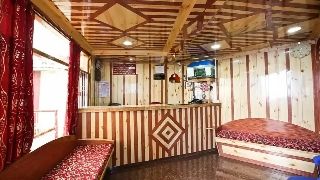 Шимла: Hotel Doegar