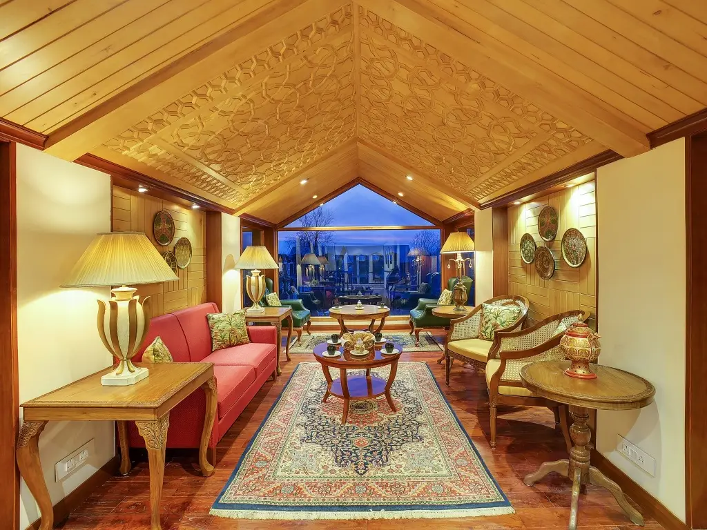 Шринагар: Fortune Resort Heevan