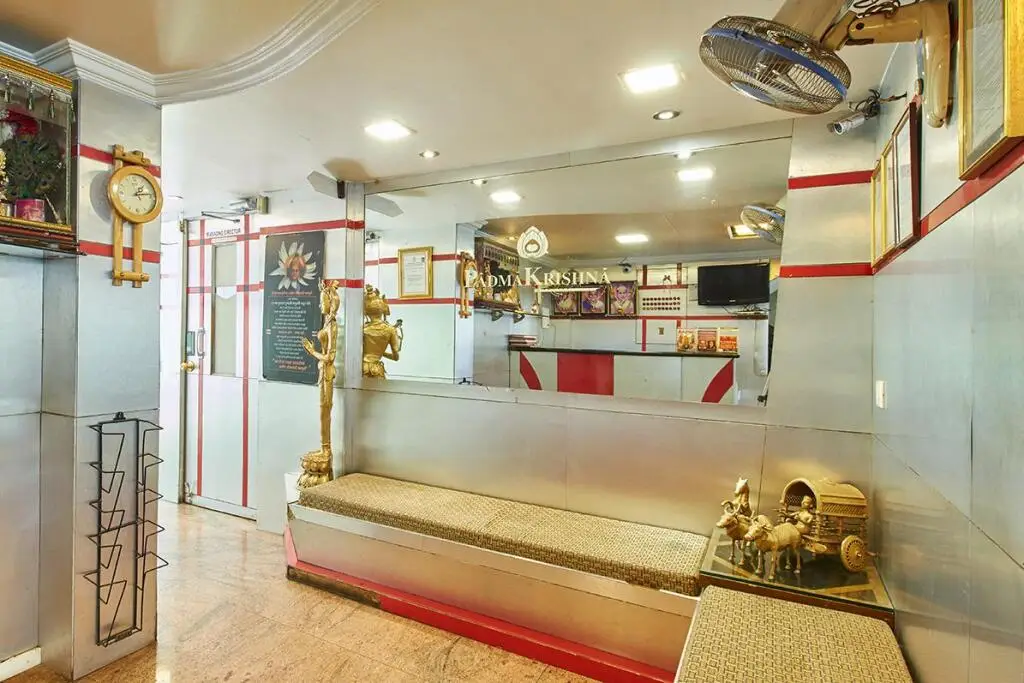 Пуна: Hotel Padmakrishna