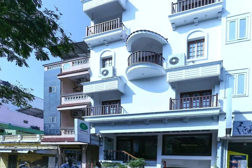 Treebo Grace Inn, 3 Min Walk From Promenade Beach — фото 1