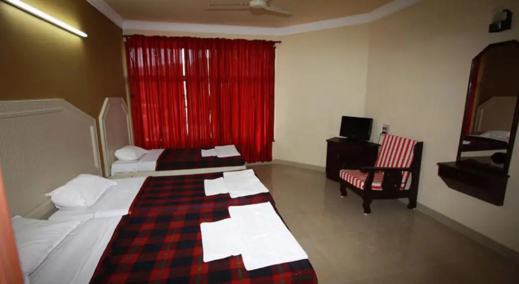 Мадикери: Highton Hotel