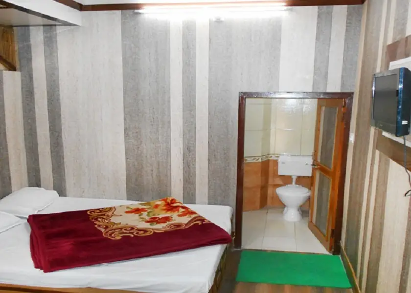 Наинитал: Hotel Himtrek