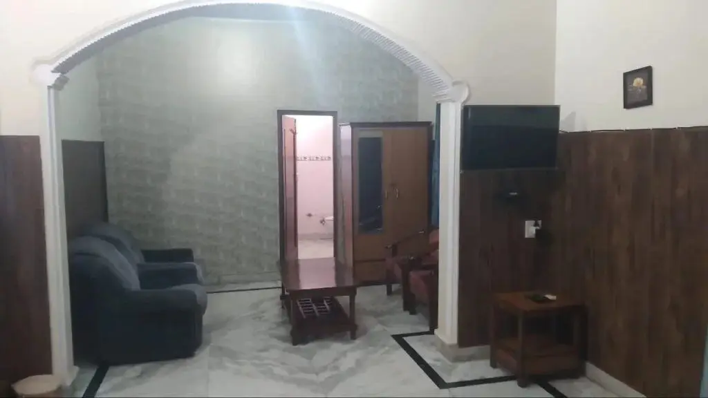 Наинитал: Relax Inn Kathgodam
