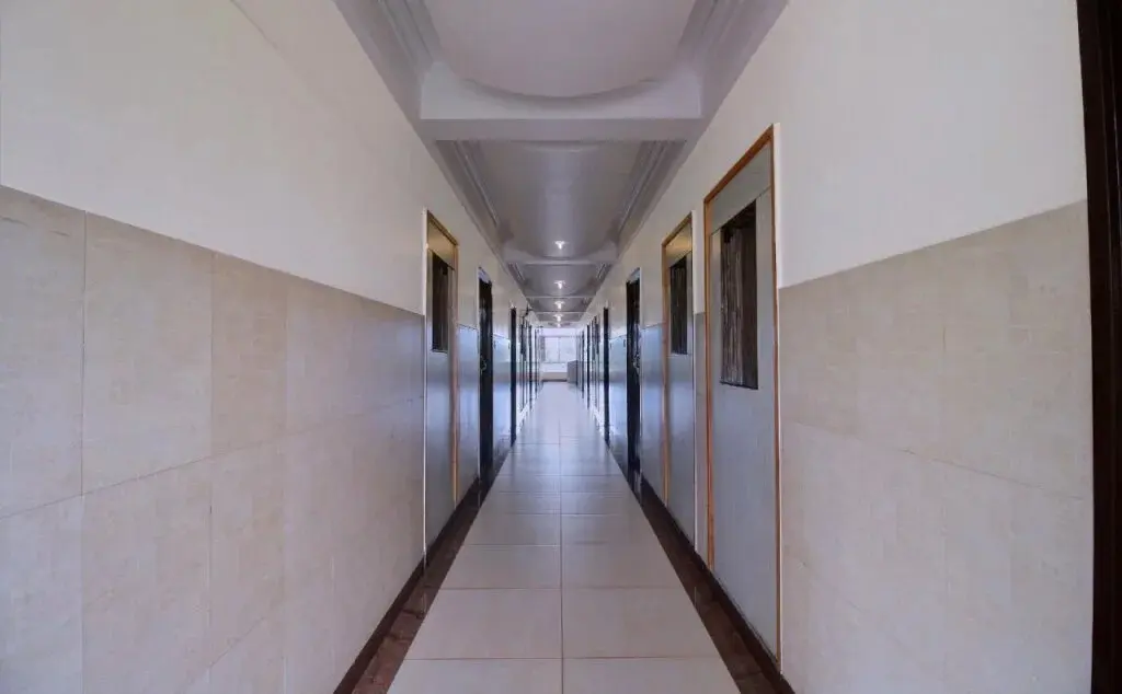 Майсур: OYO 2410 Nerambally Hotel Mysore