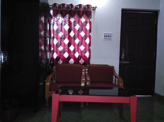 Шиккамагалуру: Navarathna Residency