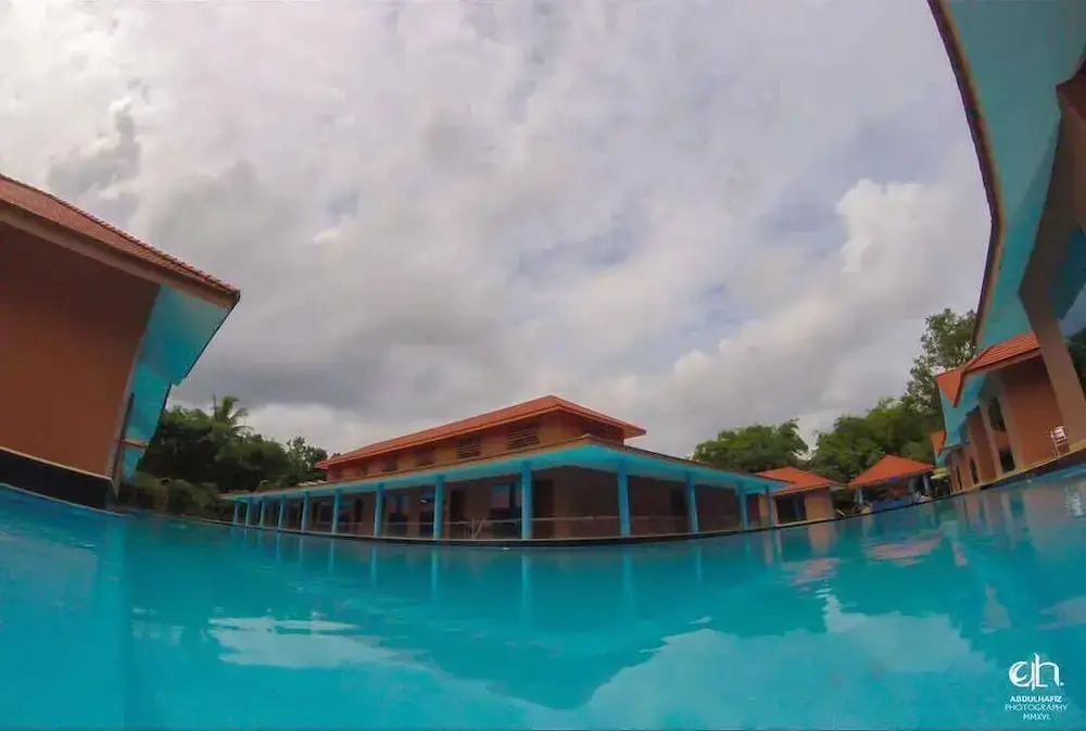 Недумбассери: Saj Earth Resort
