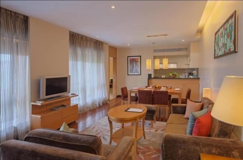 Пуна: Oakwood Residence Naylor Road
