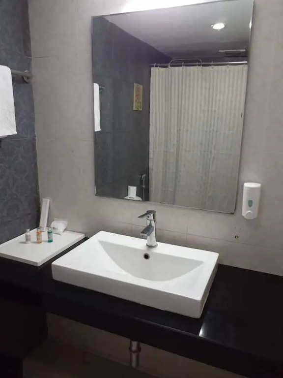 Джорхат: Hotel MD's Continental