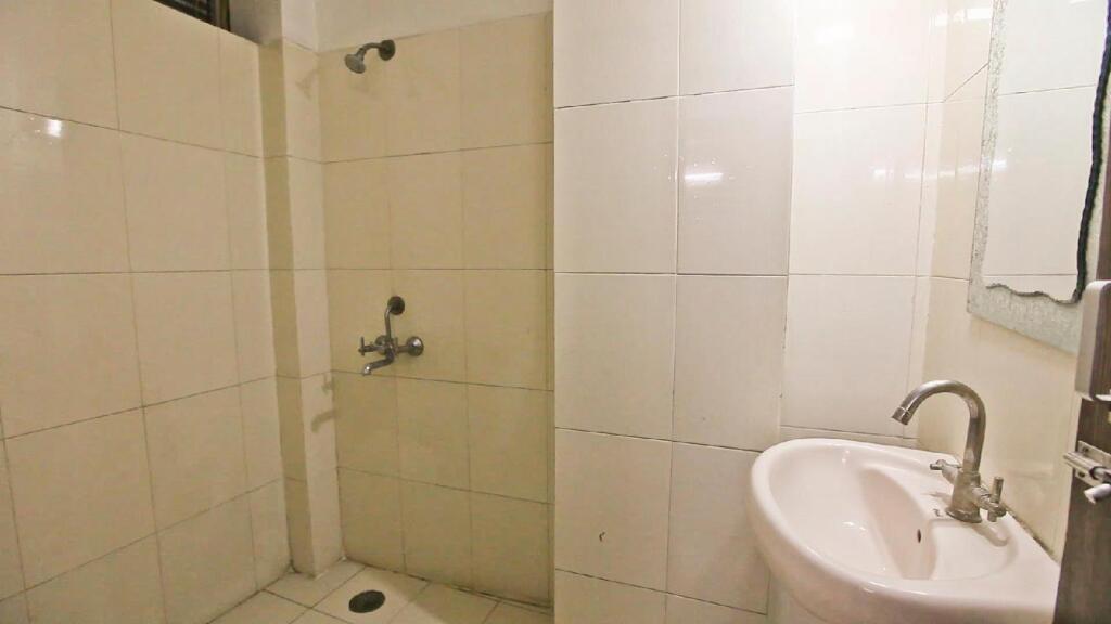 Лакхнау: Mandakini Saket Regency Lucknow