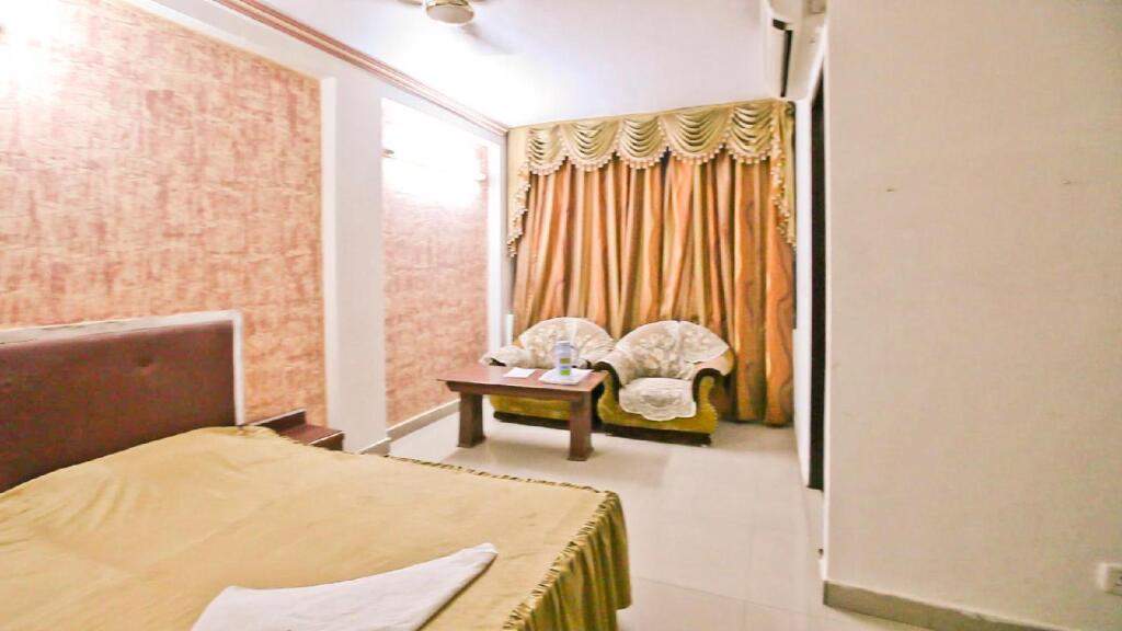 Лакхнау: Mandakini Saket Regency Lucknow