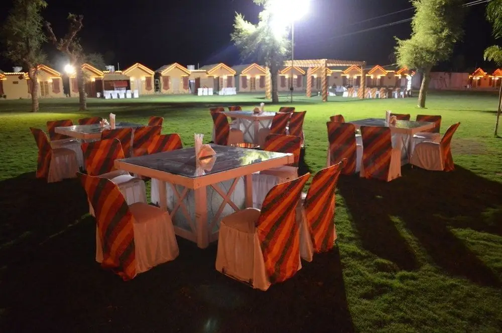 Биканер: Hotel Vijayvargiya Dhani