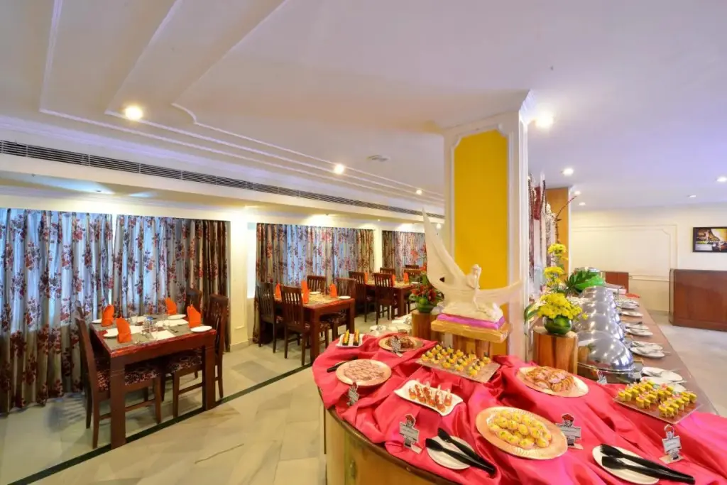 Особая экономическая зона Mahindra World City: SRM Hotel Maraimalai Nagar