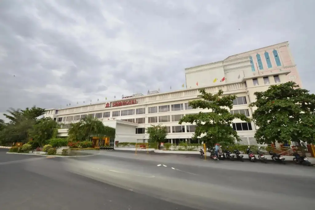 Особая экономическая зона Mahindra World City: SRM Hotel Maraimalai Nagar