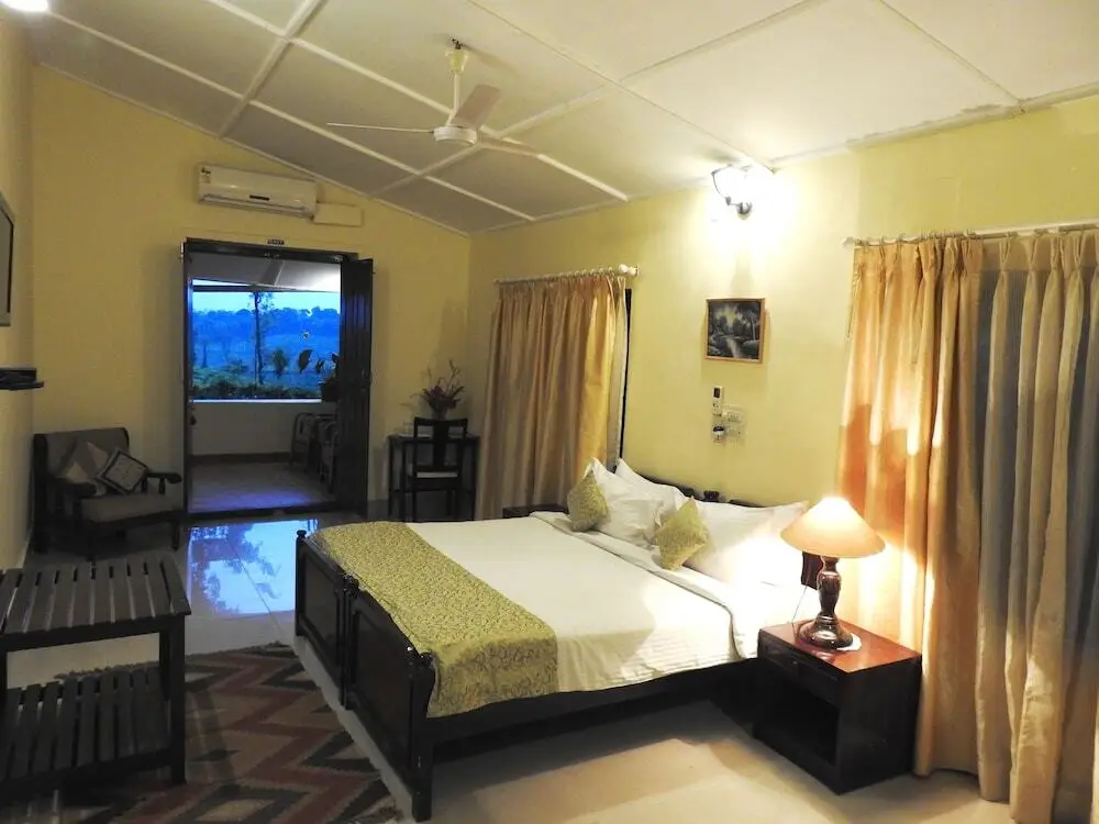 Полибетта: Ama Plantation Trails , Coorg