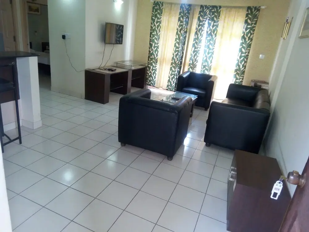 Бангалор: Samrudhi Suites