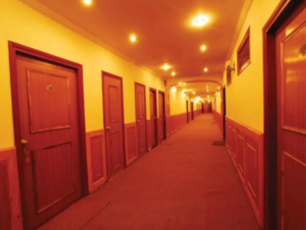 Чамоли: Clifftop Club Resort - Auli
