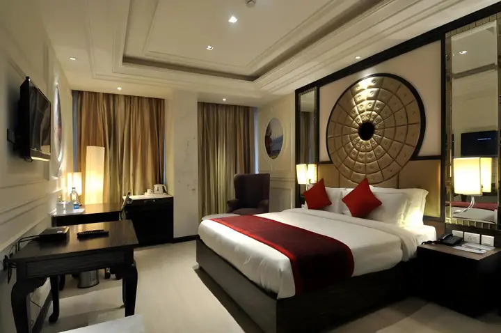 Чандигарх: OYO 857 The First Hotel
