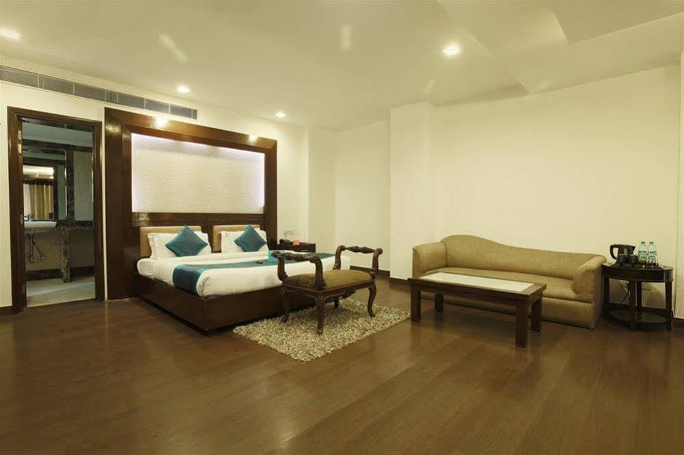 FabHotel Lajpat Nagar — фото 1