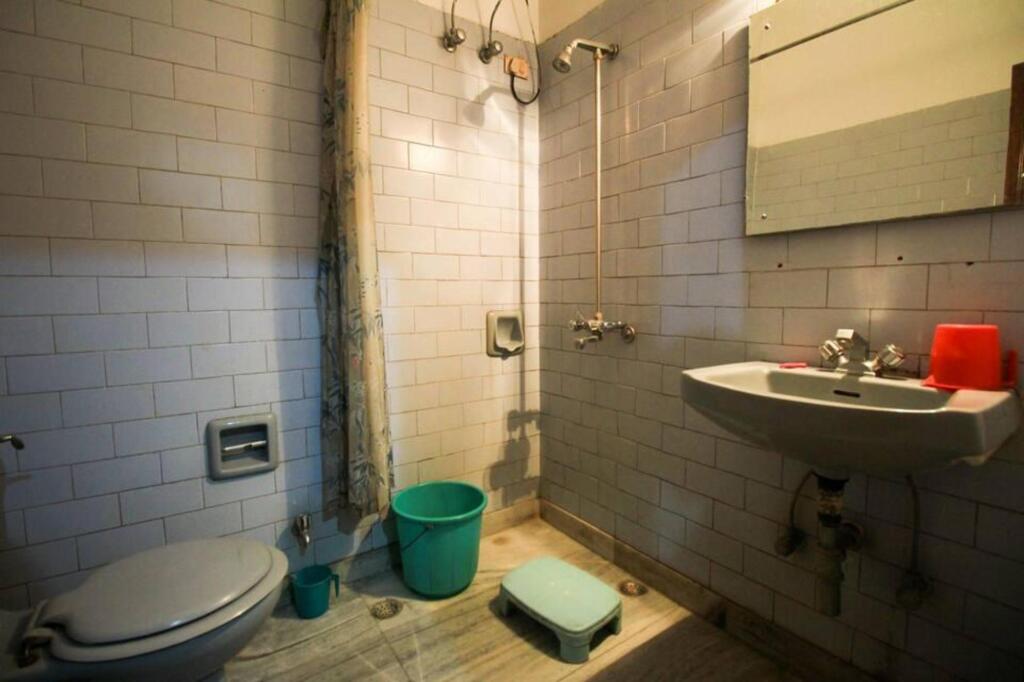 Колката: New Haven Guest House