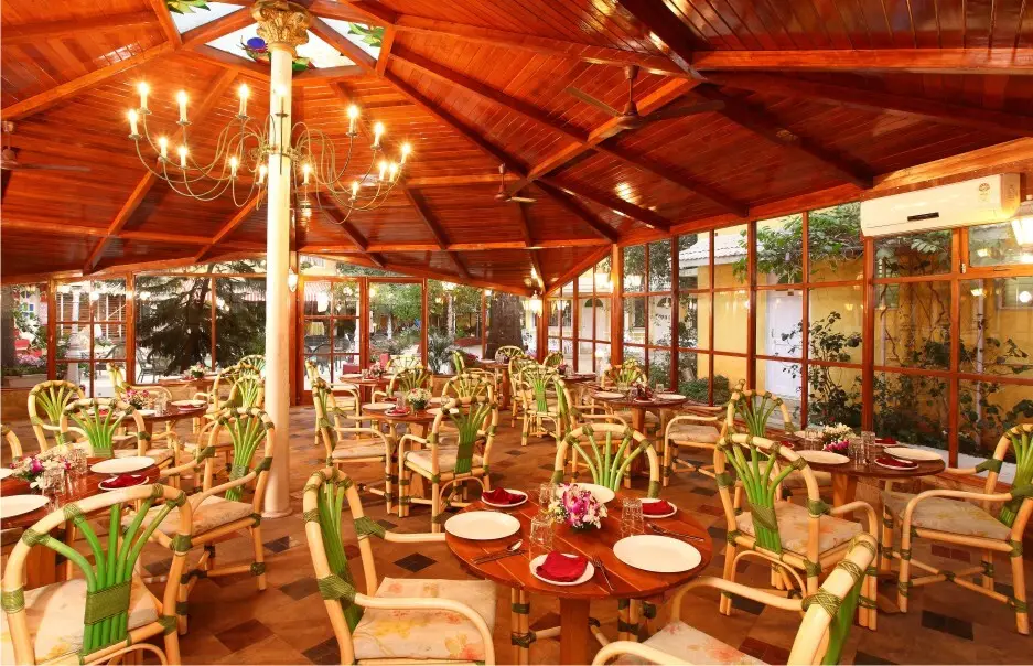 Лонавала: Avion Holiday Resort
