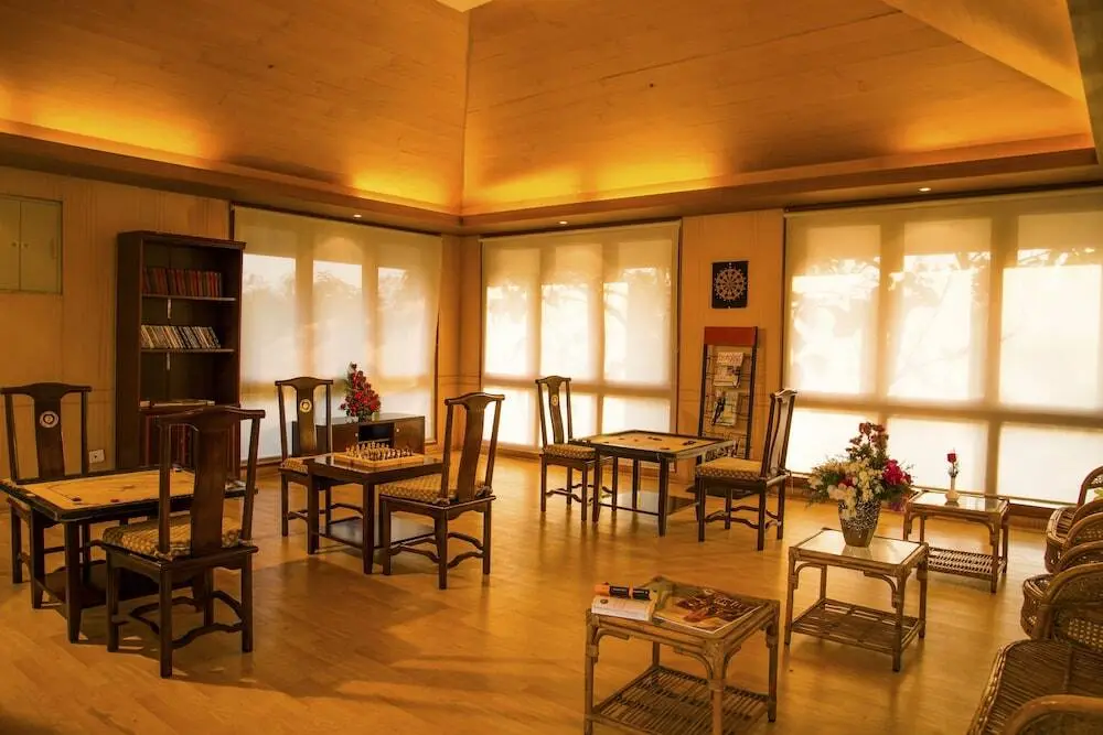 Особая экономическая зона Mahindra World City: Esthell Village Resort