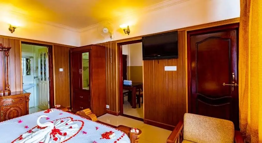 Муннар: Mist Inn Resort