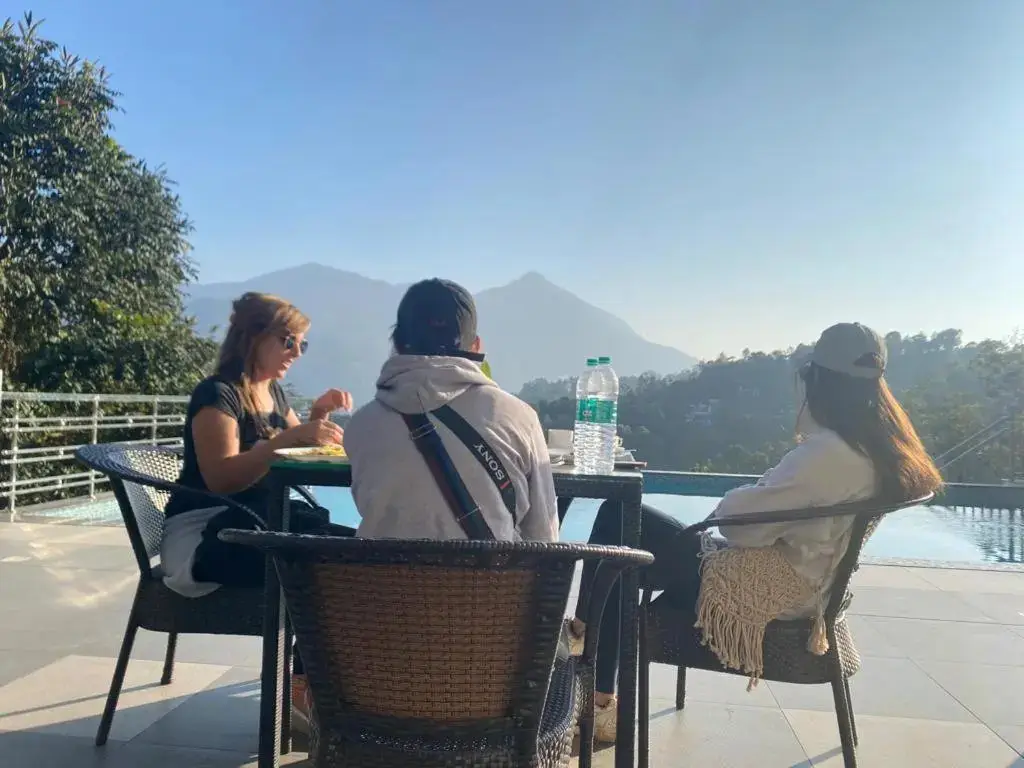 Муннар: Nest Resort