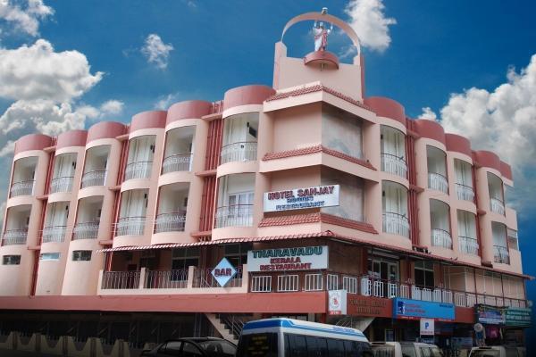 Hotel Sanjay — фото 1