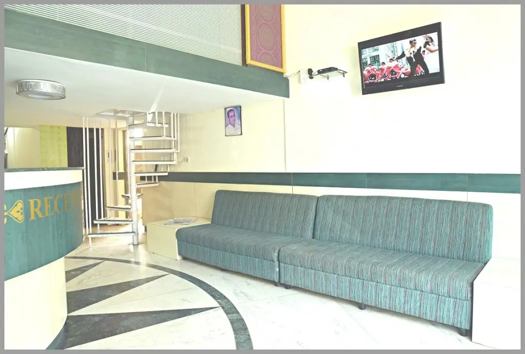 Аурангабад: OYO 12049 Hotel Ravi Kiran Executive