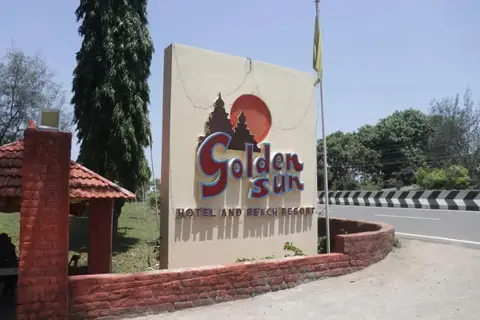 Golden Sun Beach Resort — фото 1