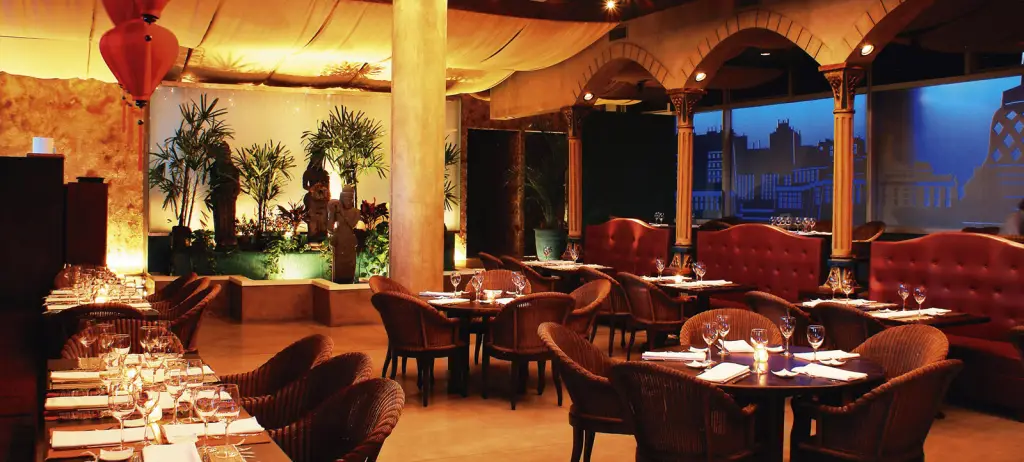 Варанаси: ADB Rooms Hotel Surabhi International,Varanasi