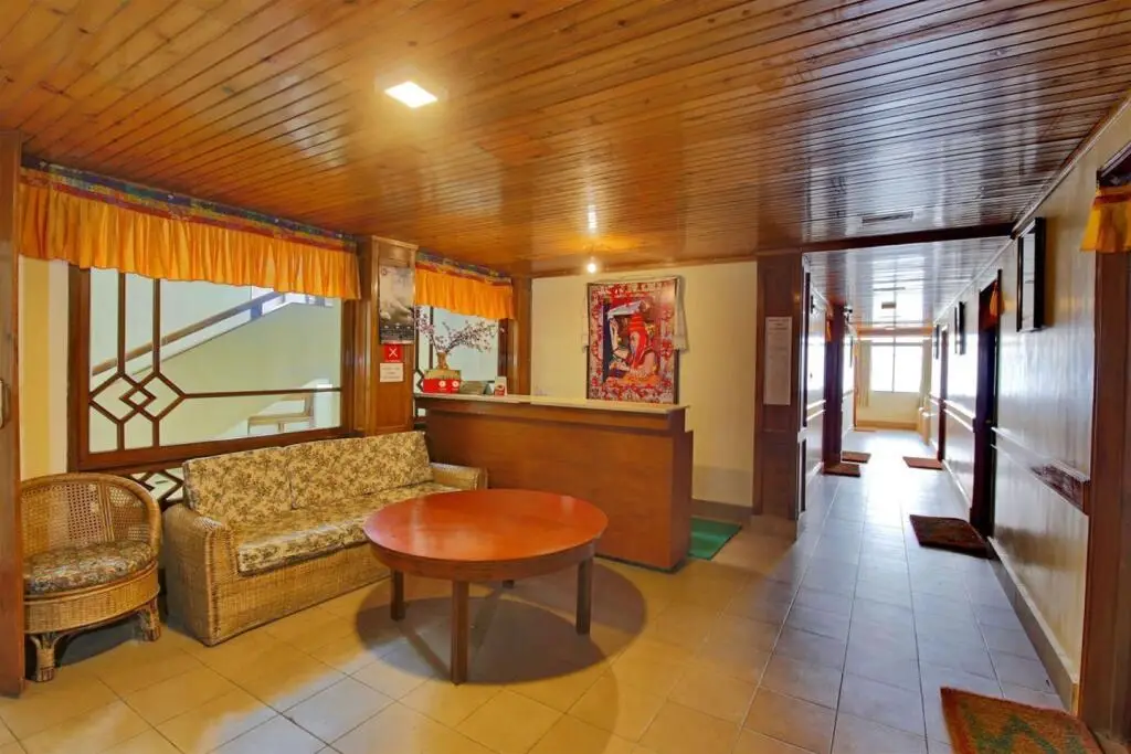 Дарджилинг: Tibet Home